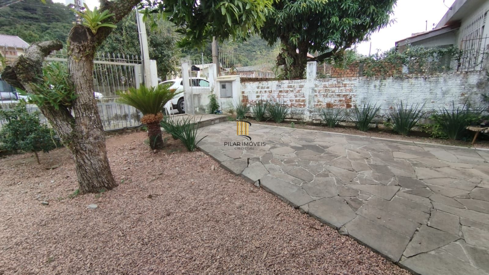 Casa 2 dormitórios no bairro Aberta dos Morros