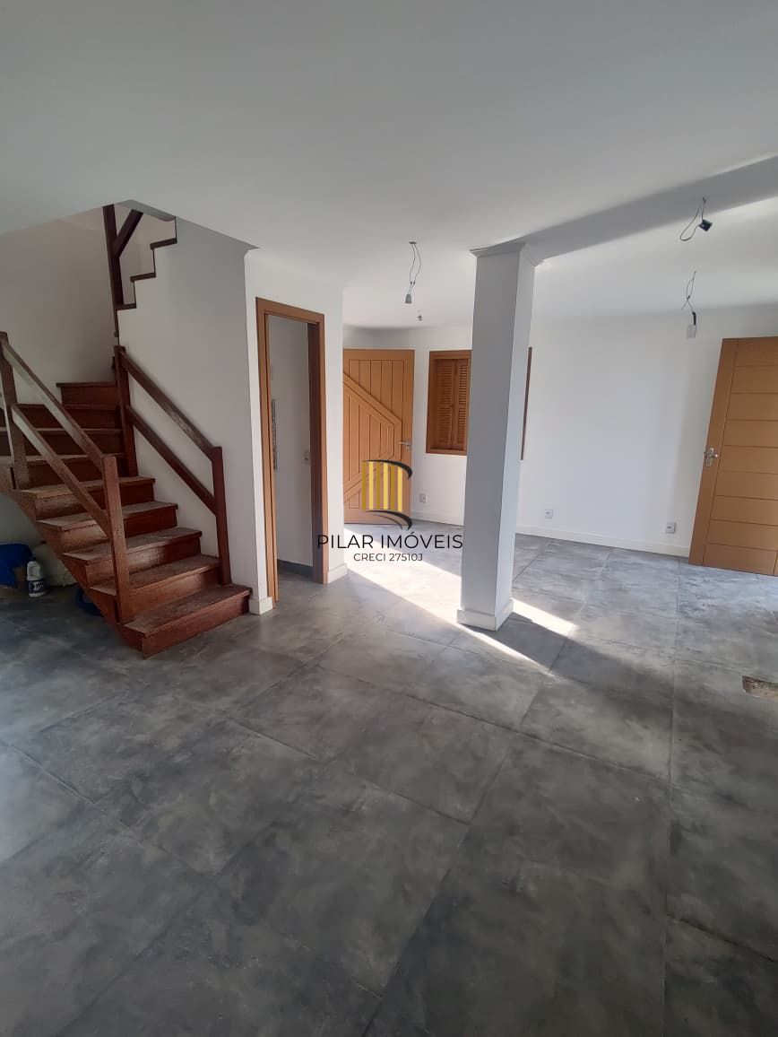 Casa em Condomínio Fechado Diferenciada na ZS