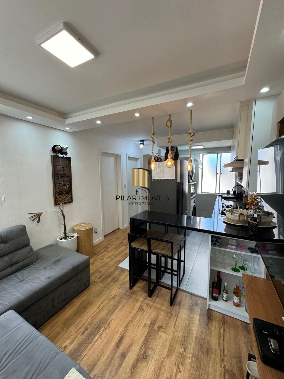 Apartamento 2 dormitórios no bairro Restinga