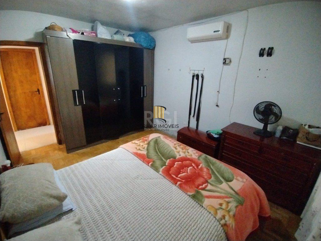 Sítio para Venda - 245m², 4 dormitórios, 10 vagas - Lami