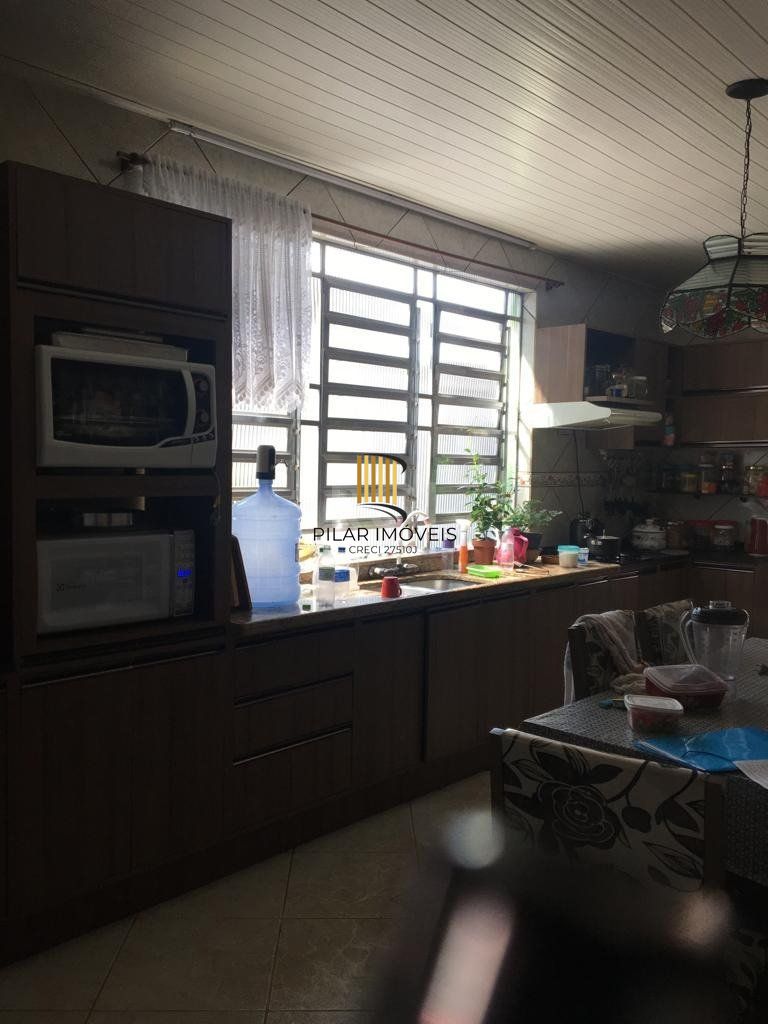 Casa 3 Dormitório(s) Bairro Hípica