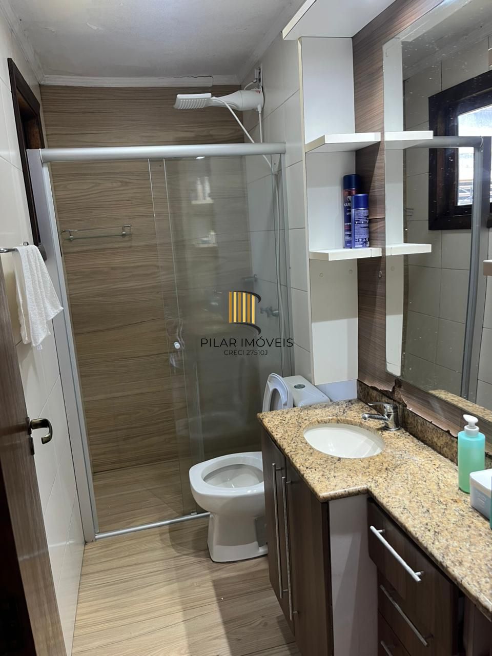 Sobrado triplex com piscina no Loteamento Nova Ipanema