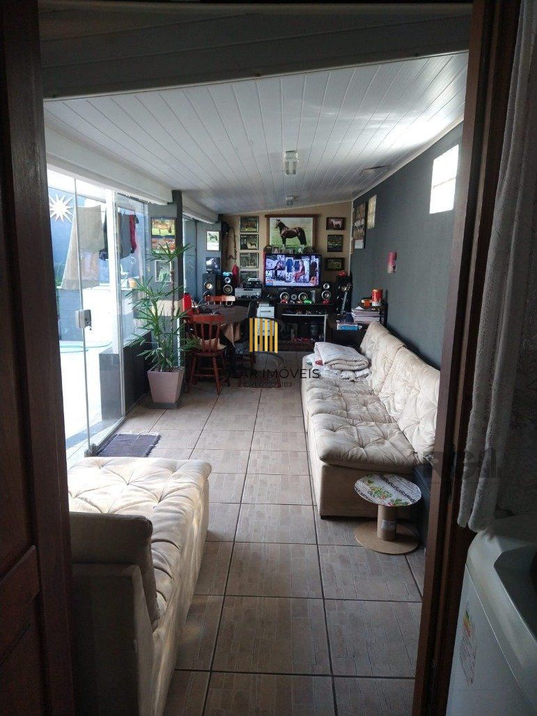 Casa 2 Dormitório(s) Bairro Hípica