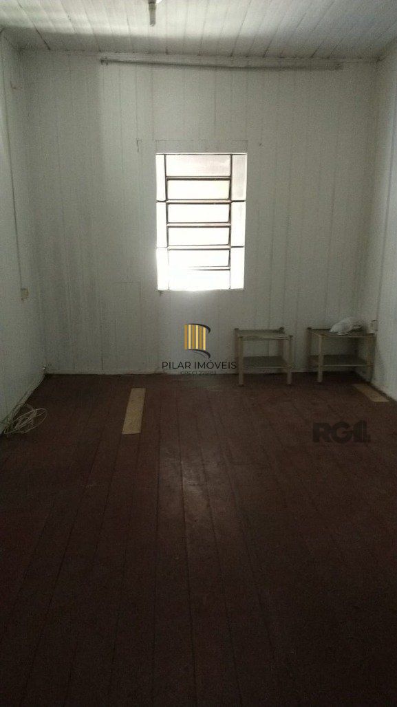 Casa 1 dormitório no bairro Camaquã