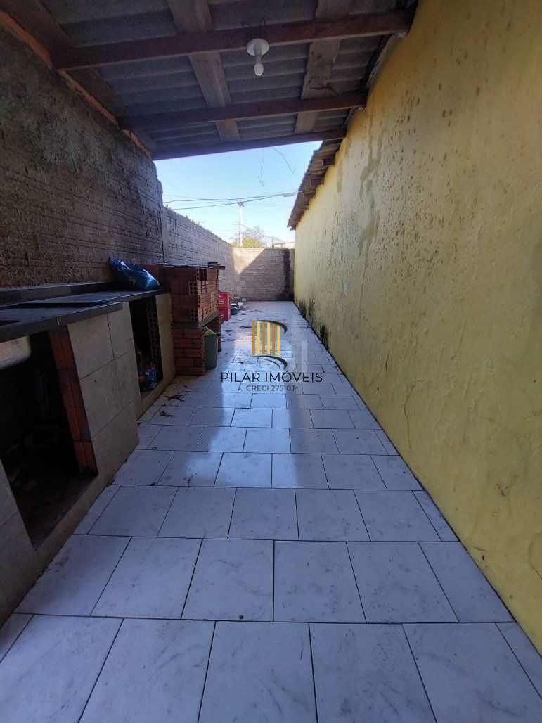 Casa para Venda - 130m², 4 dormitórios, 1 vaga - Restinga