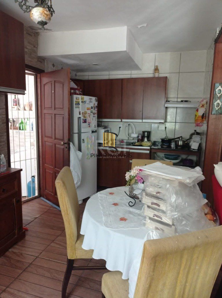 Sobrado 2 Dormitório(s) Bairro Vila Nova