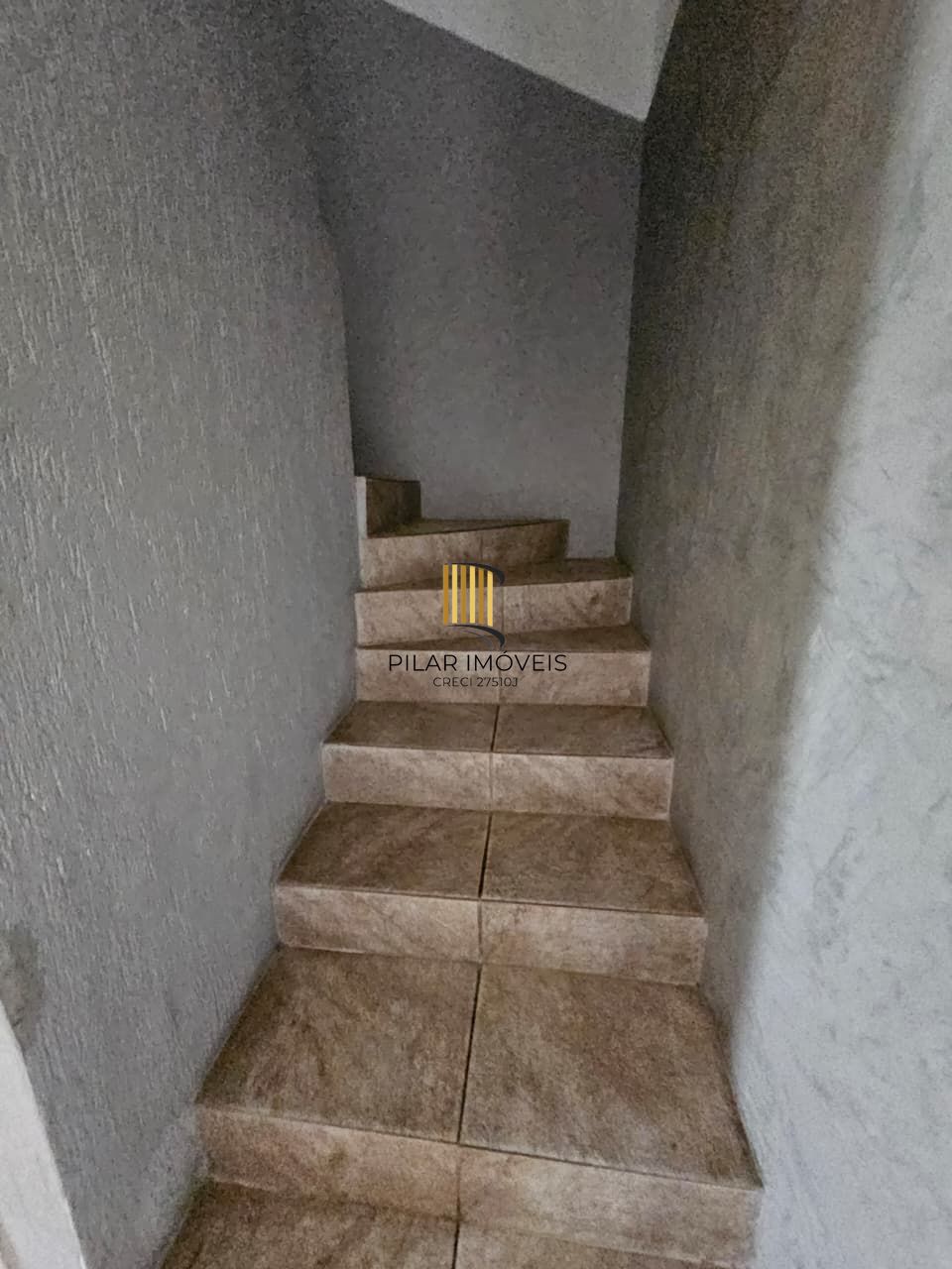 Casa 2 dormitórios no bairro Hípica