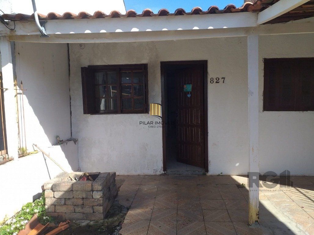 Casa 2 Dormitório(s) Bairro Hípica