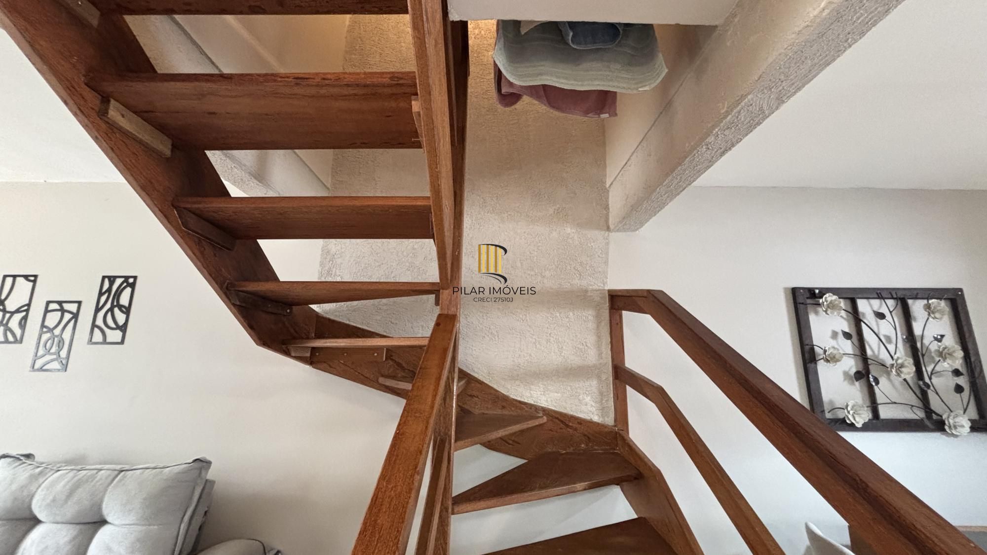 Casa de Condomínio 3 dormitórios no bairro Hípica