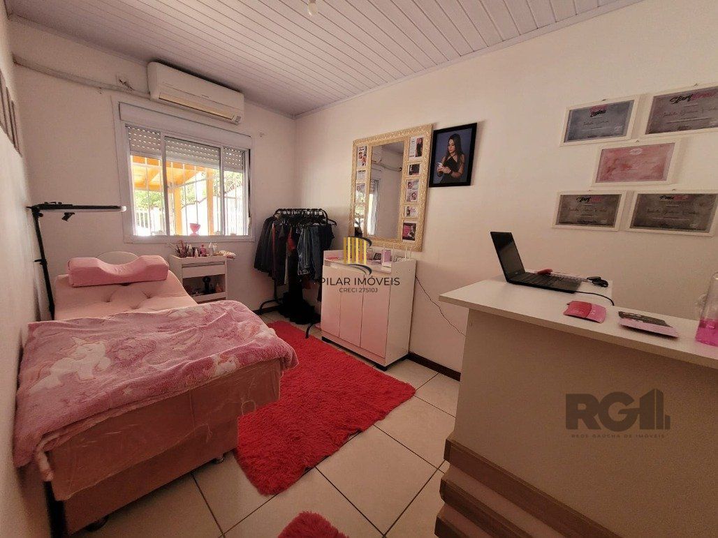 Casa 2 dormitórios no bairro Restinga