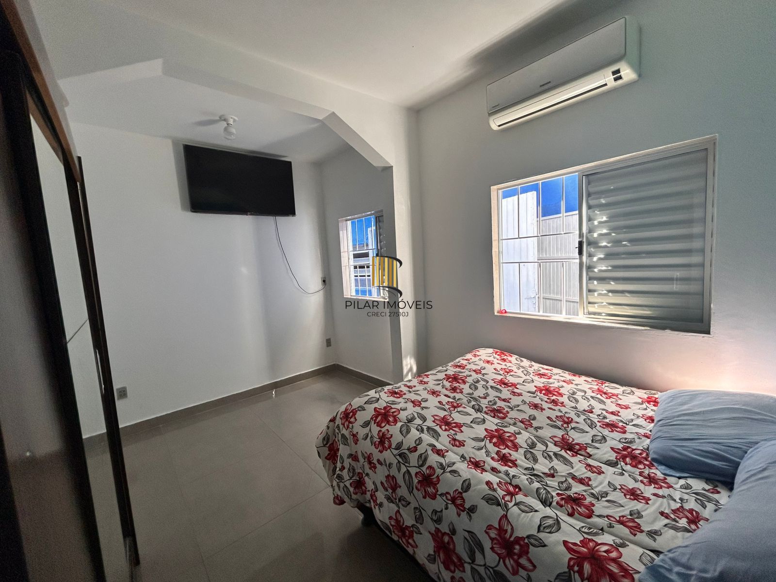 Casa 2 dormitórios no bairro Restinga