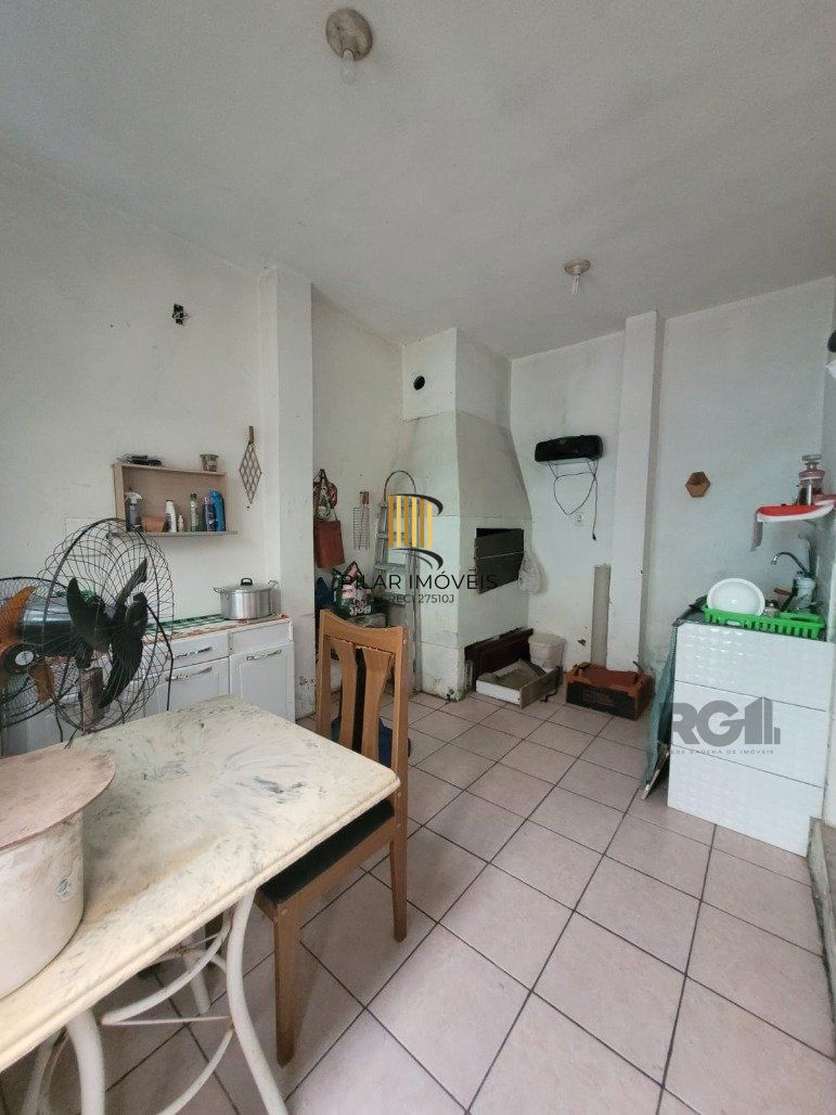 Casa 3 Dormitório(s) Bairro Hípica