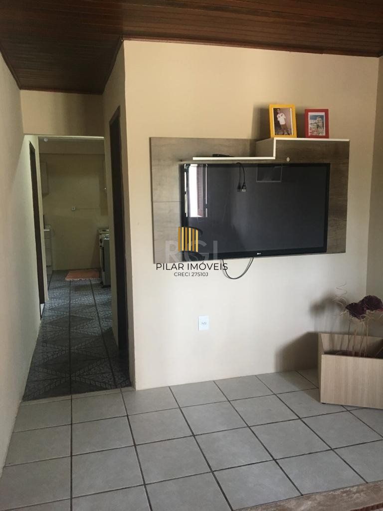 Sobrado para Venda - 92m², 3 dormitórios, 2 vagas - Restinga Nova