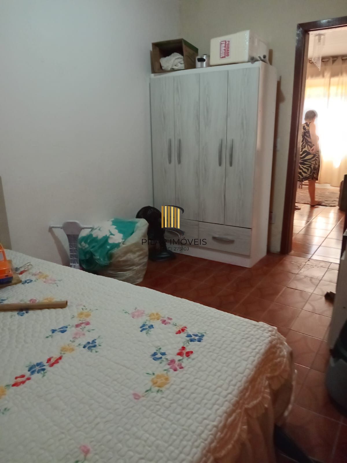 Casa 4 dormitórios no bairro Restinga