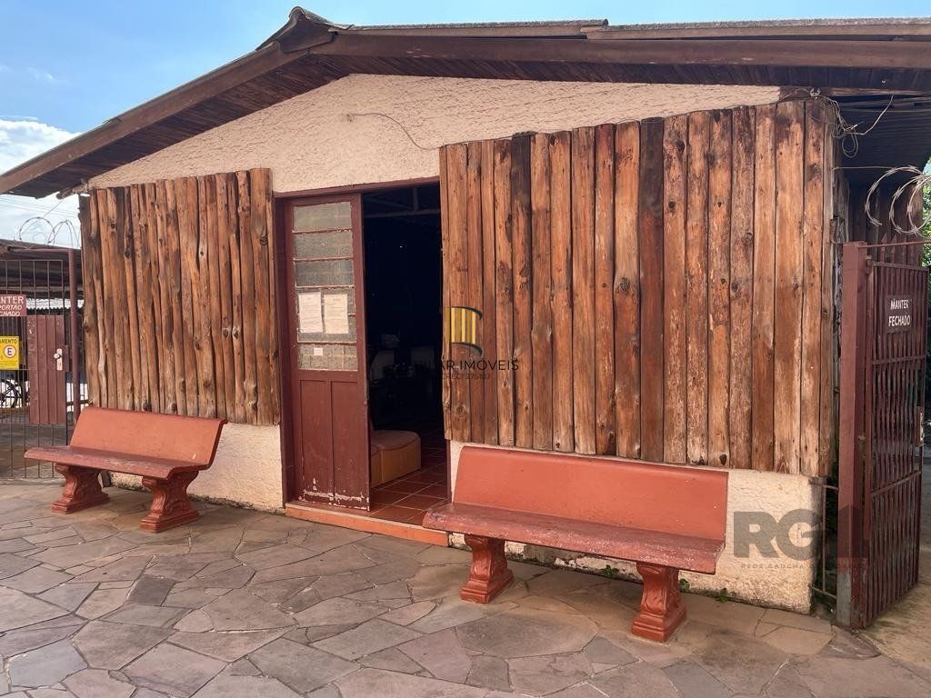Apartamento 2 Dormitório(s) Bairro Rubem Berta