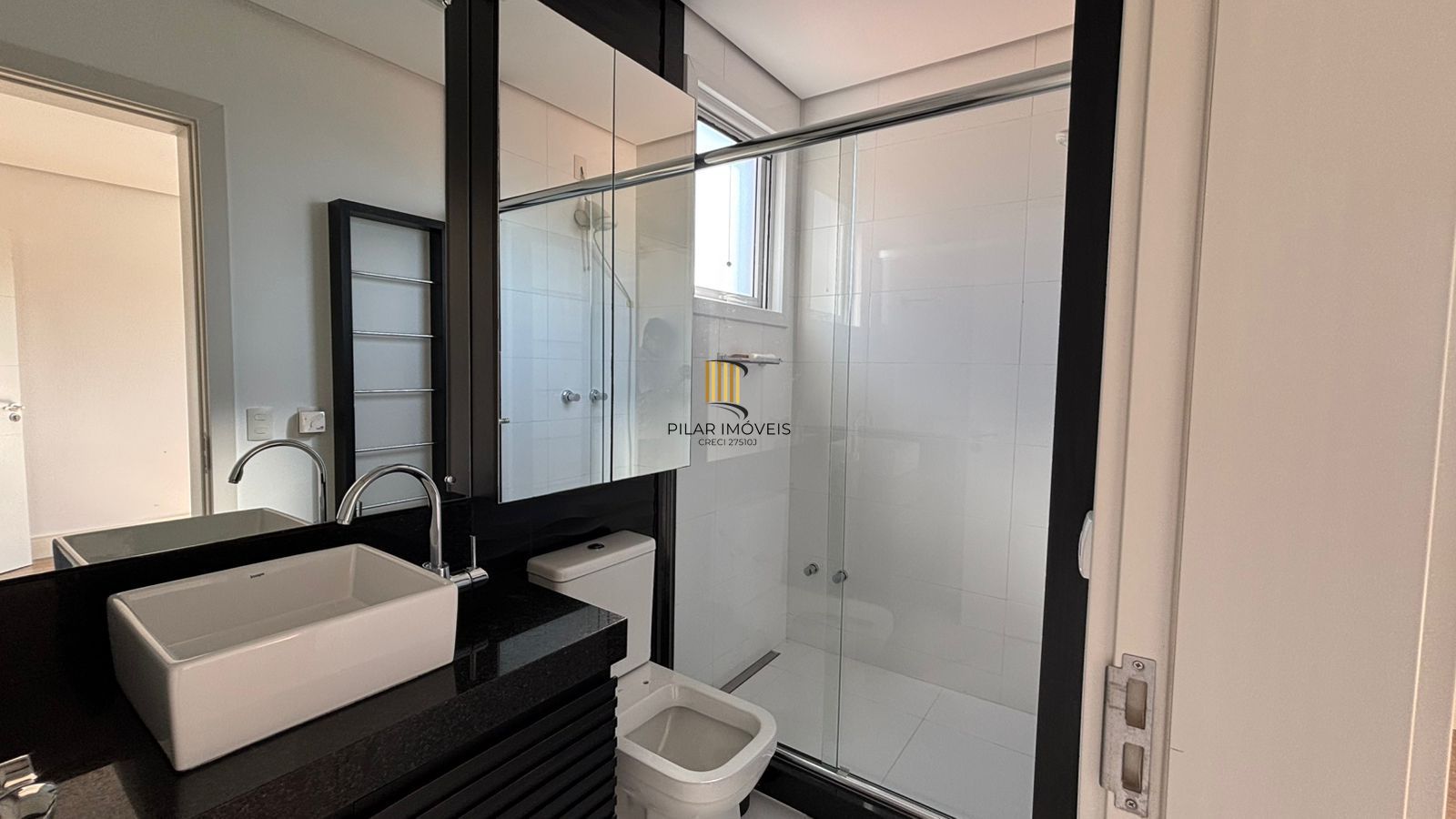 Casa 5 dormitórios no bairro Belém Novo