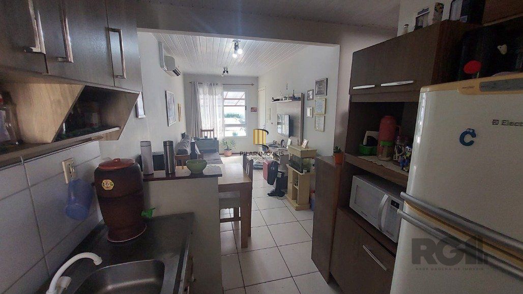 Casa Condominio 2 Dormitório(s) Bairro Hípica