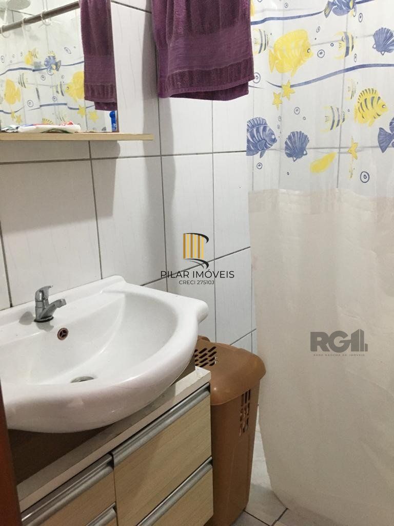 Casa 2 Dormitório(s) Bairro Hípica