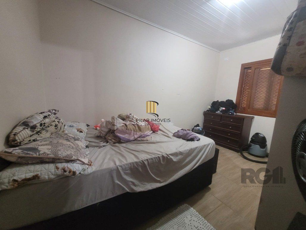 Casa 3 dormitórios no bairro Hípica