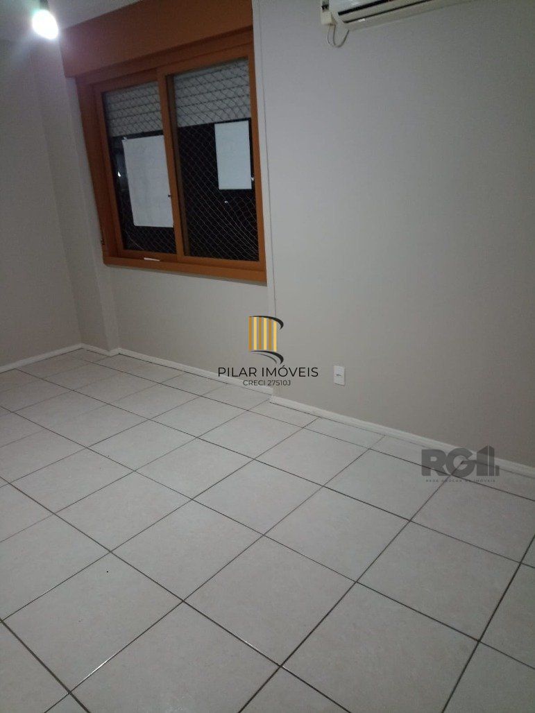 Apartamento 2 Dormitório(s) Bairro Cavalhada
