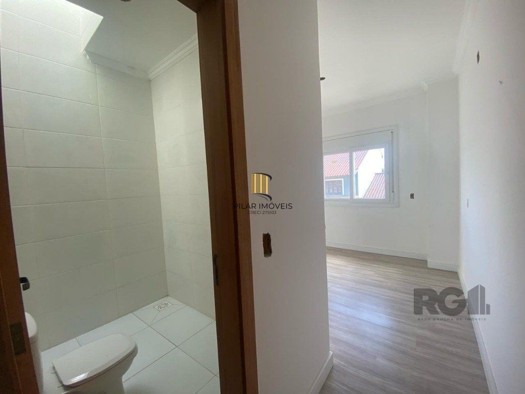 Sobrado para Venda - 80m², 2 dormitórios, sendo 2 suites, 1 vaga - Hípica