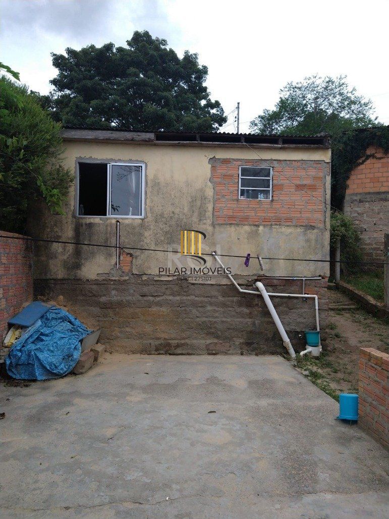 Casa 2 Dormitório(s) Bairro Santo Onofre