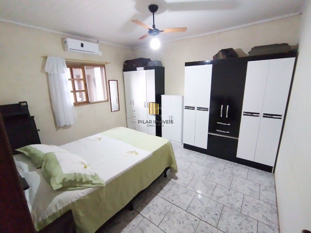 Casa para Venda - 90m², 2 dormitórios, sendo 1 suites, 1 vaga - Restinga