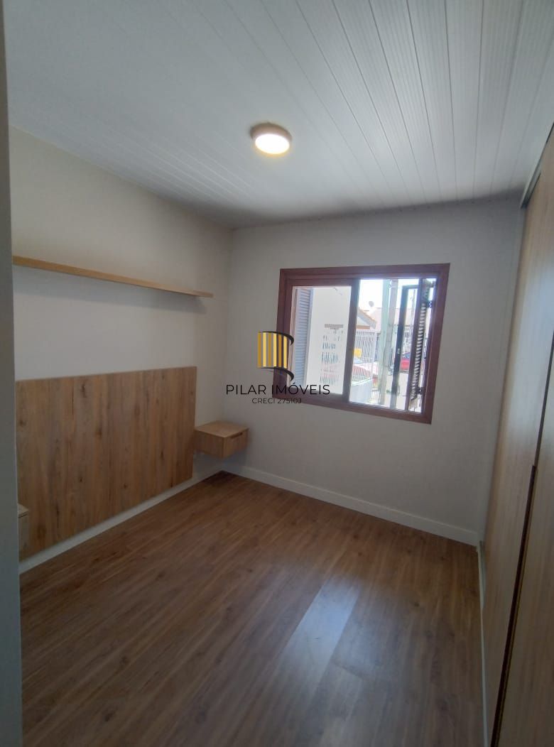 Casa 3 dormitórios no bairro Hípica