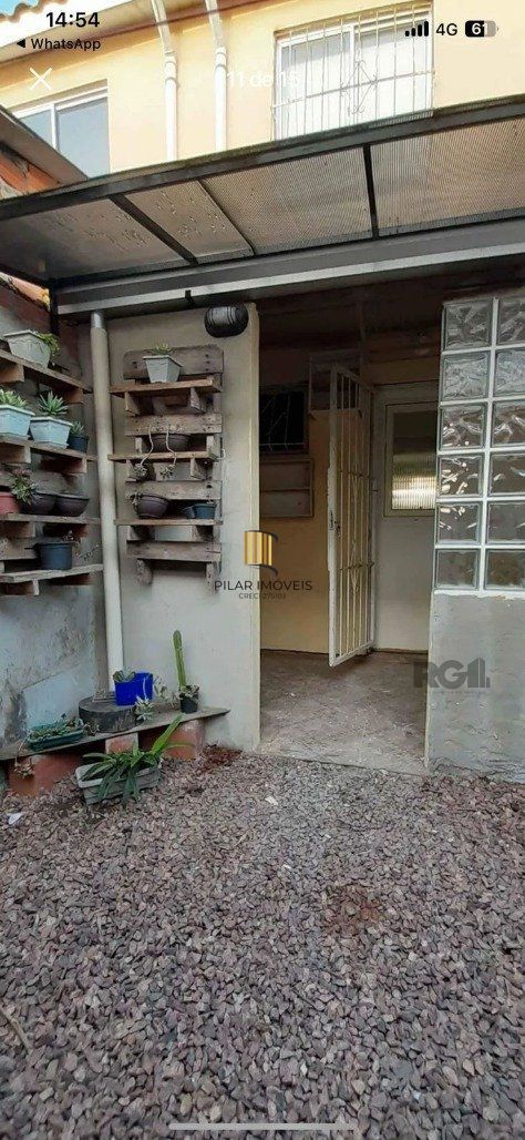 Casa Condominio 2 Dormitório(s) Bairro Restinga