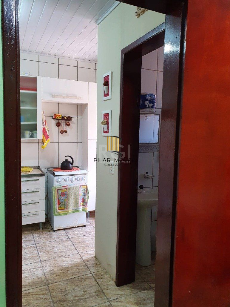 Casa para Venda - 66m², 3 dormitórios, 3 vagas - Salinas