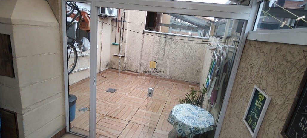 Casa Condominio 2 Dormitório(s) Bairro Hípica