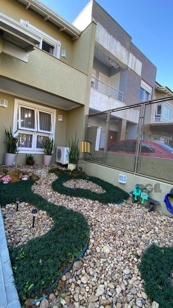 Casa 3 Dormitório(s) Bairro Hípica