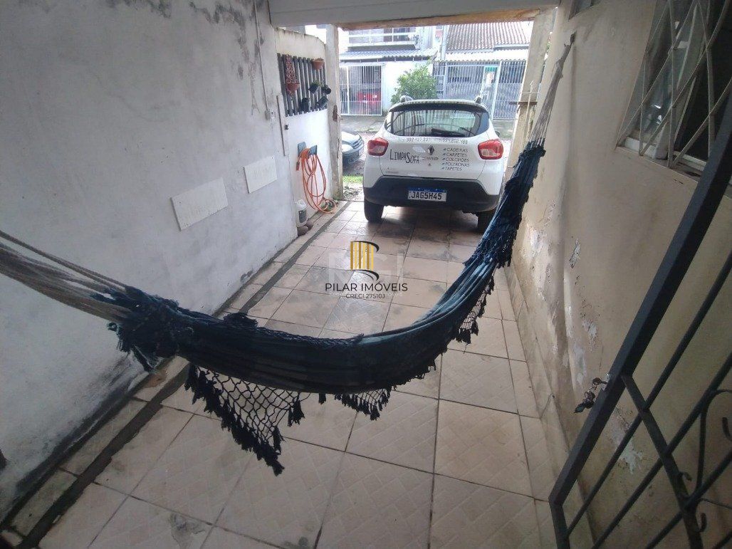 Casa para Venda - 103m², 2 dormitórios, 1 vaga - Hípica