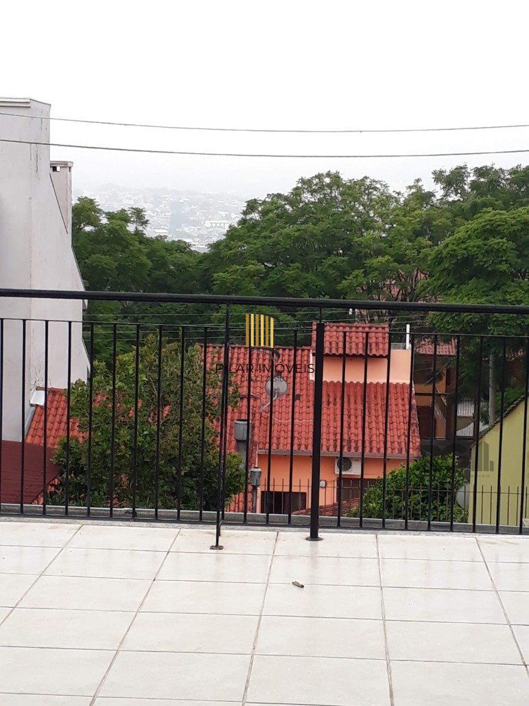 Casa 4 dormitórios no bairro Ipanema