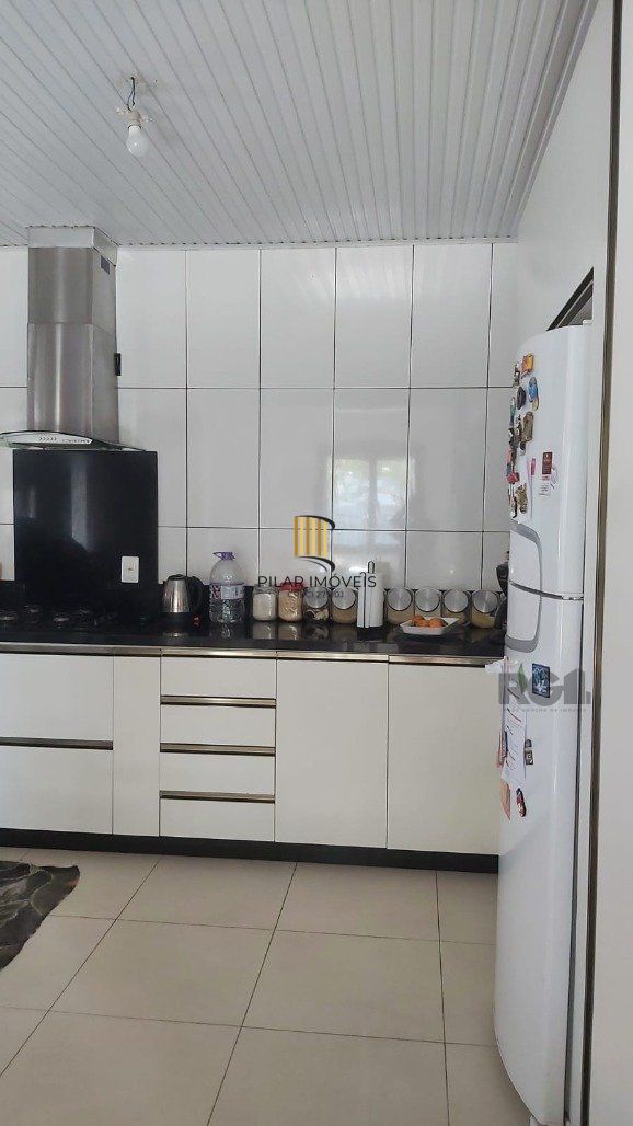 Casa 4 Dormitório(s) Bairro Torres