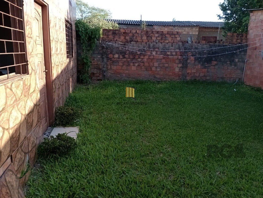 Casa 2 Dormitório(s) Bairro Jari