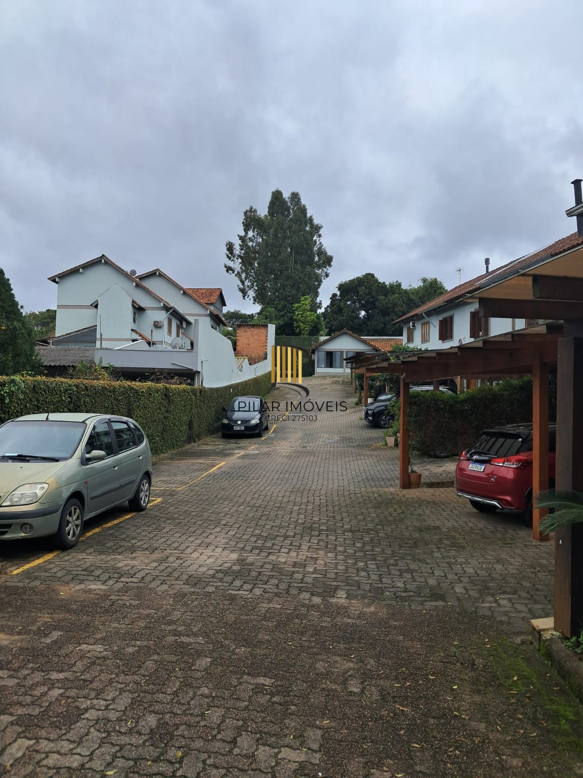 Casa de Condomínio 4 dormitórios no bairro Ipanema