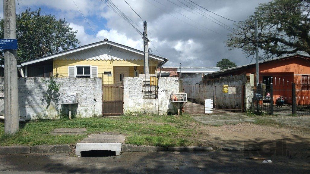 Casa 3 Dormitório(s) Bairro Restinga