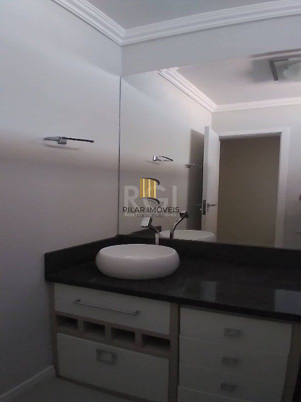 Sobrado para Venda - 162.4m², 3 dormitórios, sendo 1 suites, 2 vagas - Vila Assunção