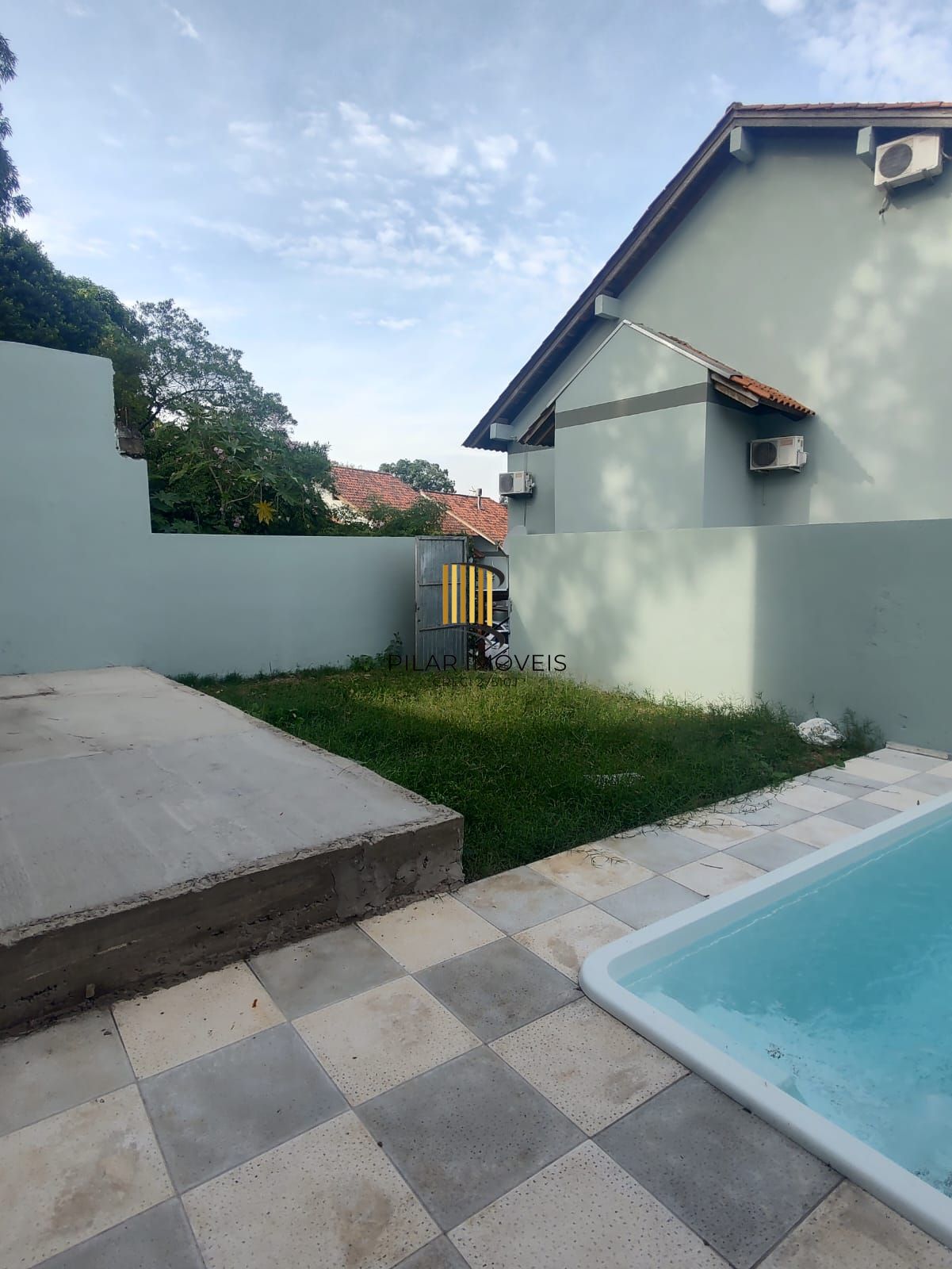Casa em Condomínio Fechado Diferenciada na ZS