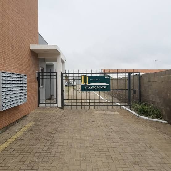 Casa 2 dormitórios no bairro Ponta Grossa