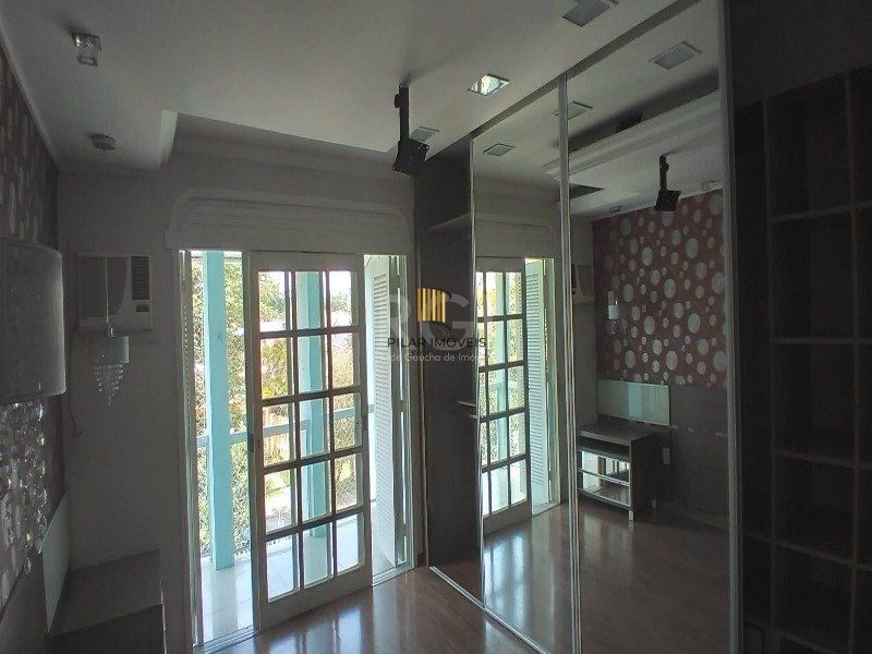 Sobrado para Venda - 162.4m², 3 dormitórios, sendo 1 suites, 2 vagas - Vila Assunção