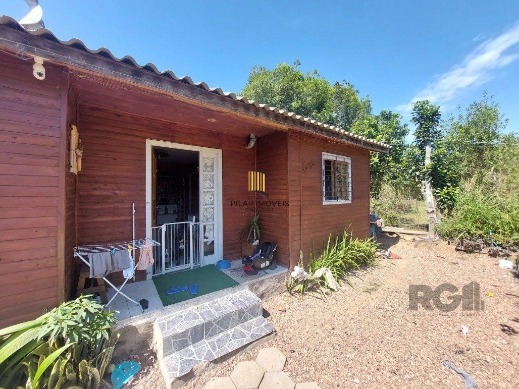 Casa 2 dormitórios no bairro Lami