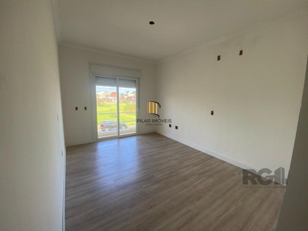 Sobrado para Venda - 80m², 2 dormitórios, sendo 2 suites, 1 vaga - Hípica