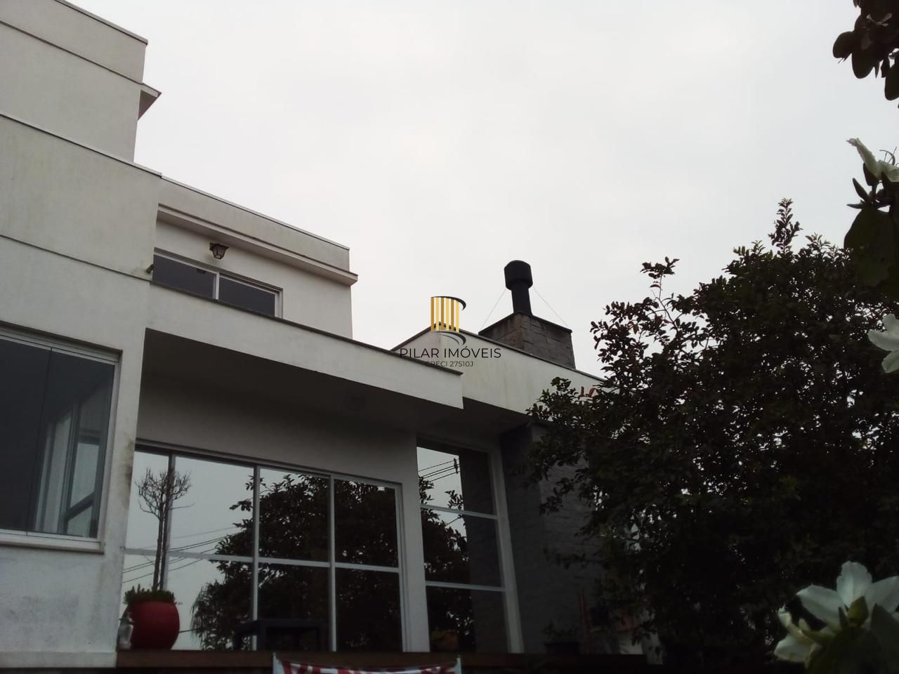 Casa de Condomínio 4 dormitórios no bairro Hípica
