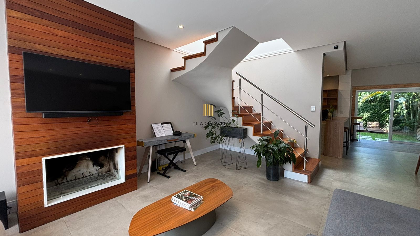 Casa 3 dormitórios no bairro Hípica