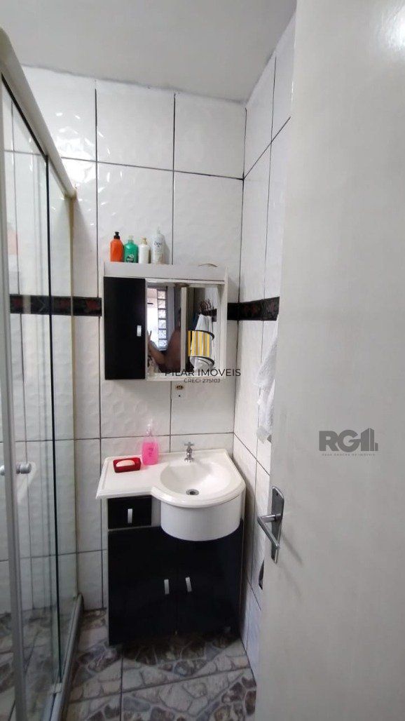 Apartamento 2 Dormitório(s) Bairro Restinga