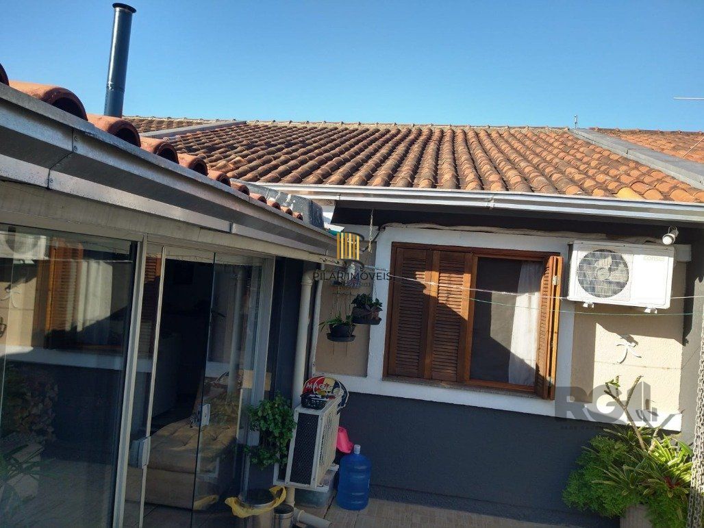 Casa 2 Dormitório(s) Bairro Hípica