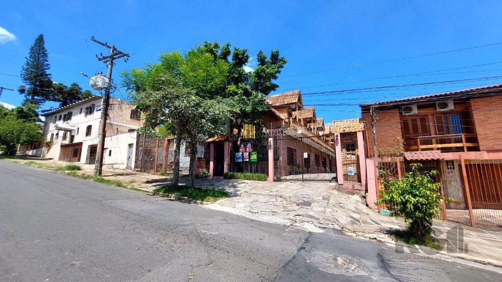 Casa de Condomínio 3 dormitórios no bairro Glória