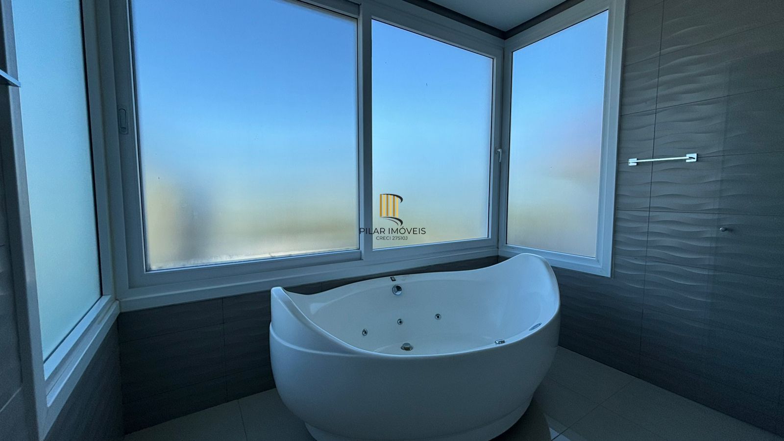 Casa 5 dormitórios no bairro Belém Novo